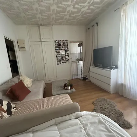 Apartamento Studio Elysees Centre *